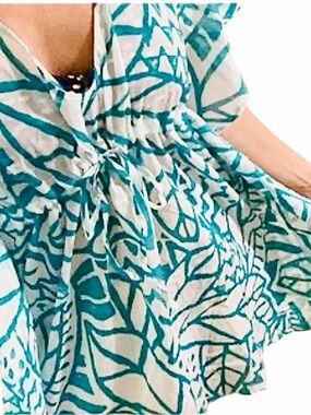 ECHO New York Teal White Cover-Up